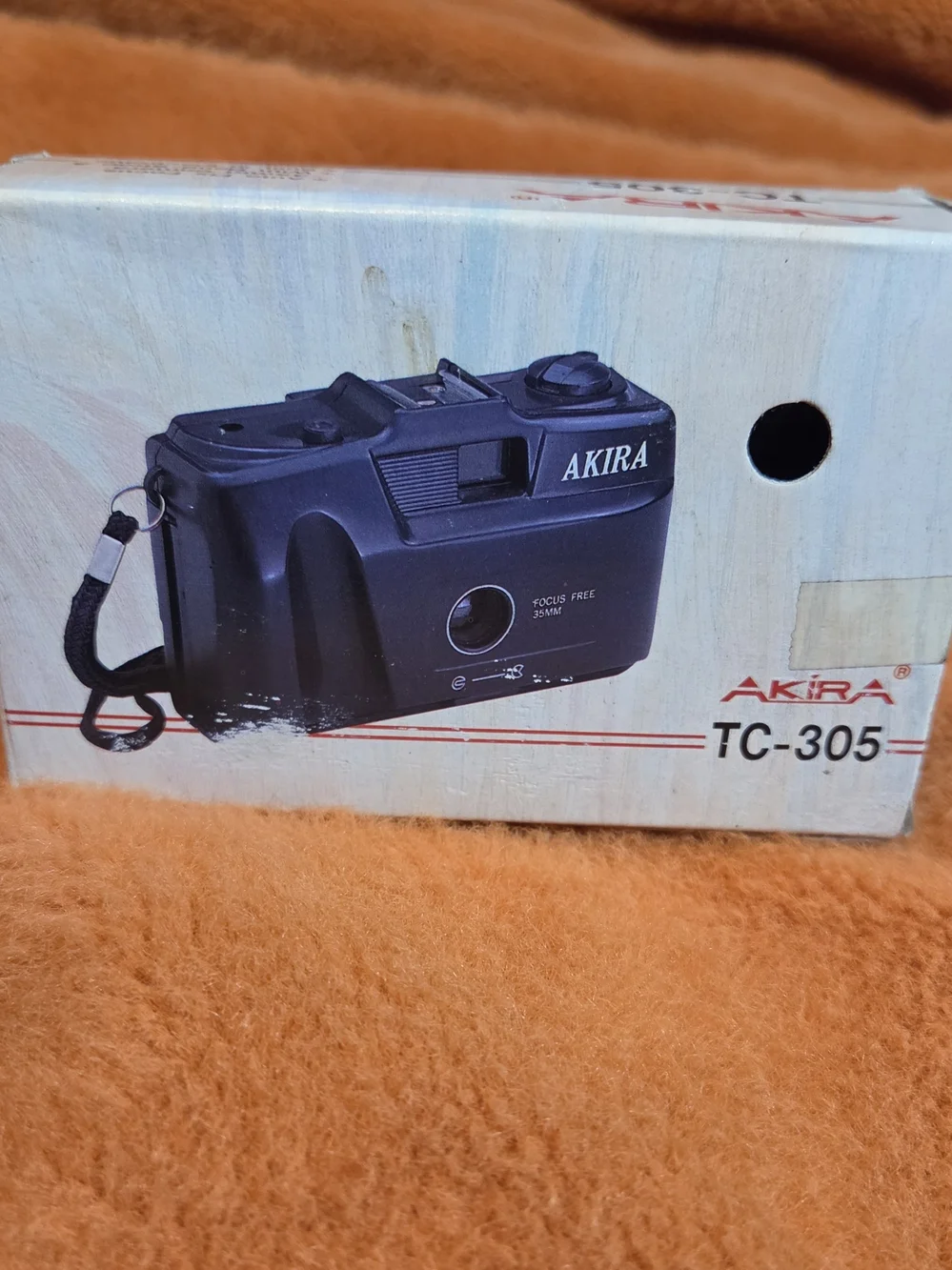 New In Box Vintage AKIRA TC-305 Black 35mm Point & Shoot Camera